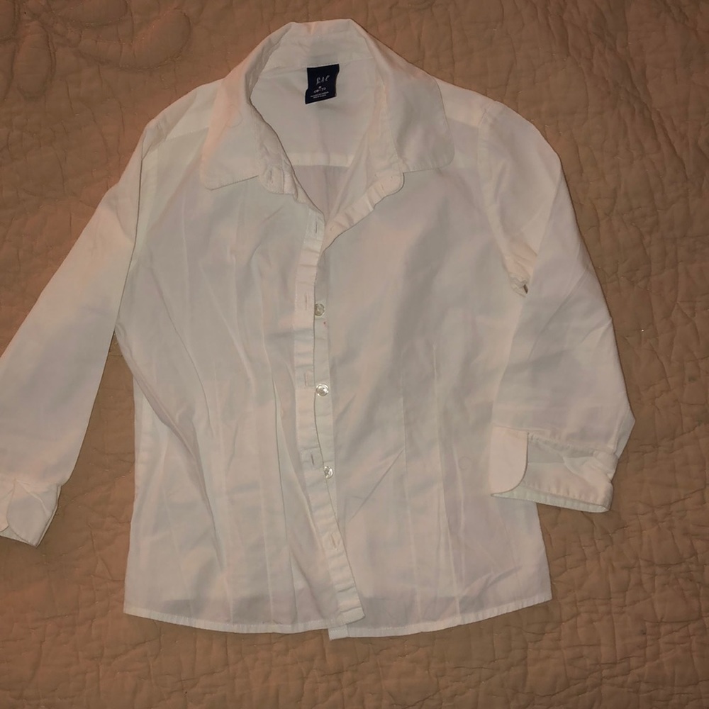 White cotton blouse.